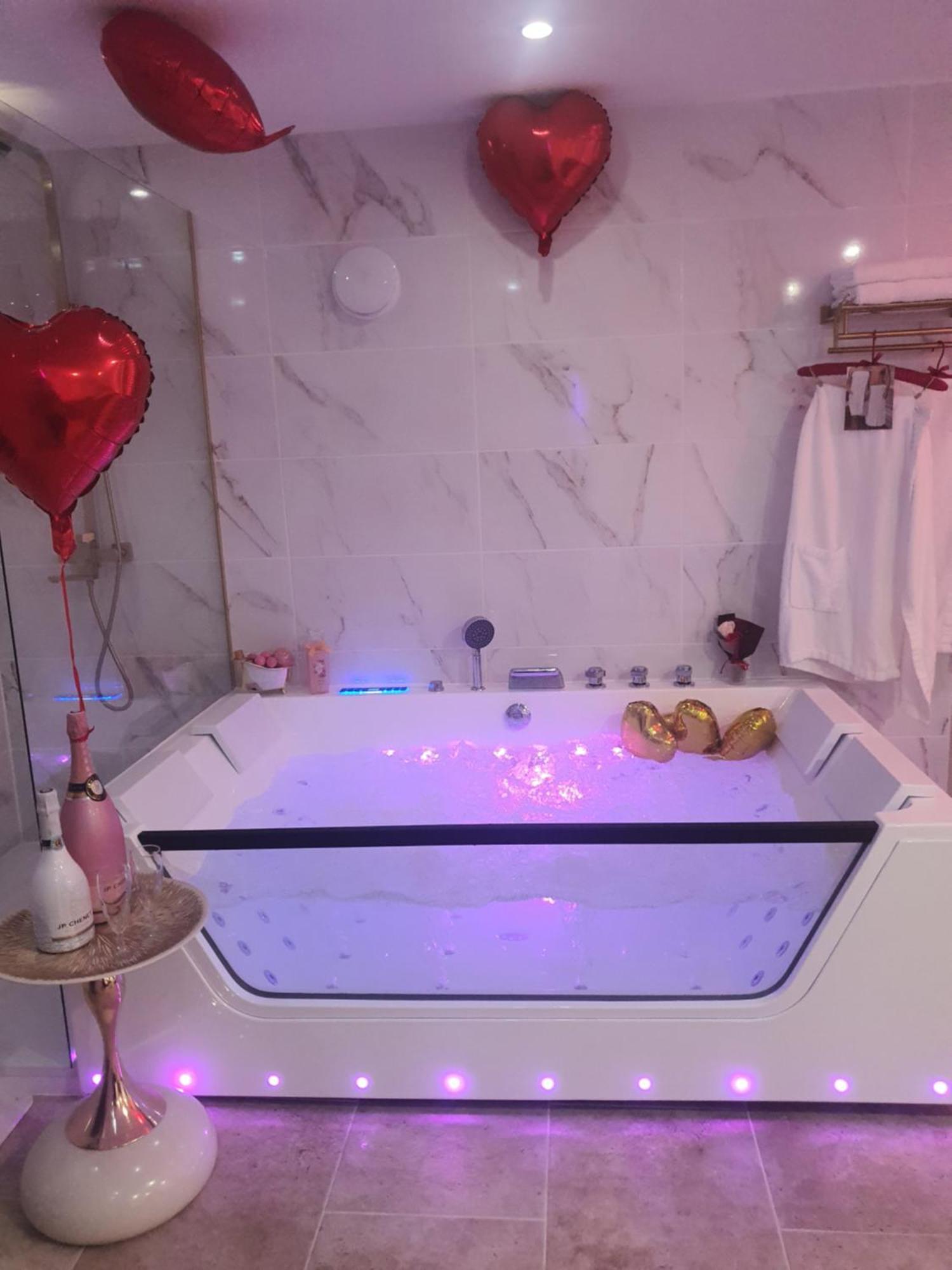 Aphrodisia Loveconcept Apartment Maraussan